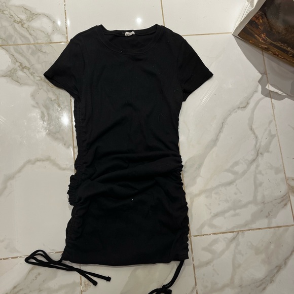 Black string stress with side ties - Picture 2 of 3